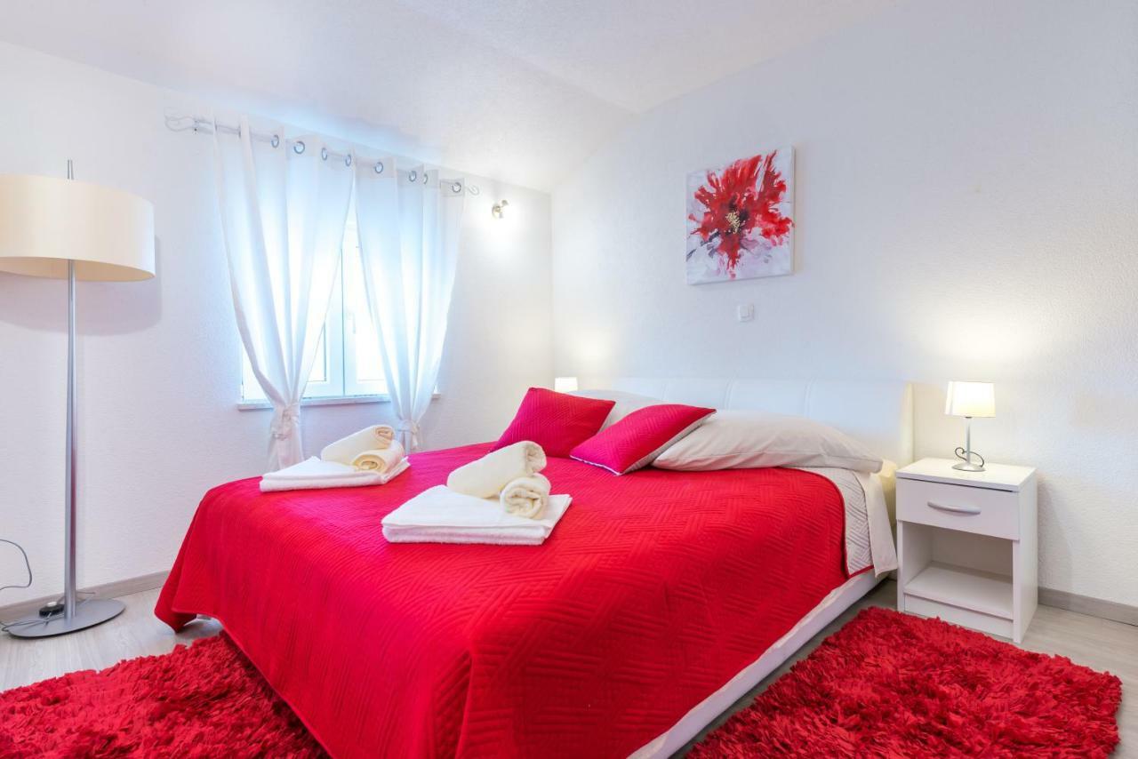 Tranquility And Nature In 4 Bedroom With Sea View Mokošica Exterior foto