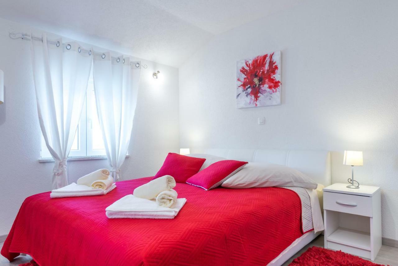 Tranquility And Nature In 4 Bedroom With Sea View Mokošica Exterior foto